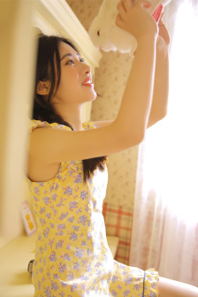 360摄像头偷拍住宅夫妇